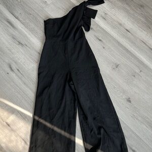 New lovers and friends black flare leg one shoulder jumpsuit